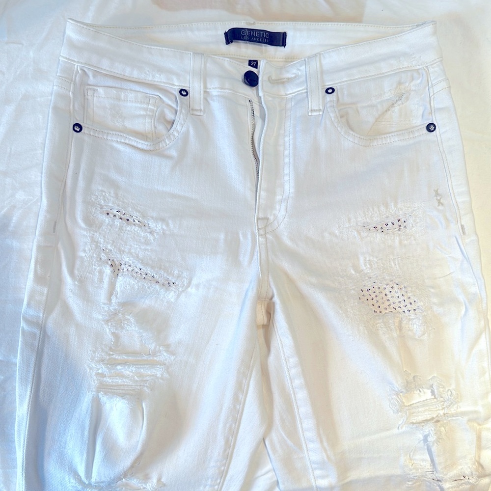 genetic denim distressed white skinny Jean size 27